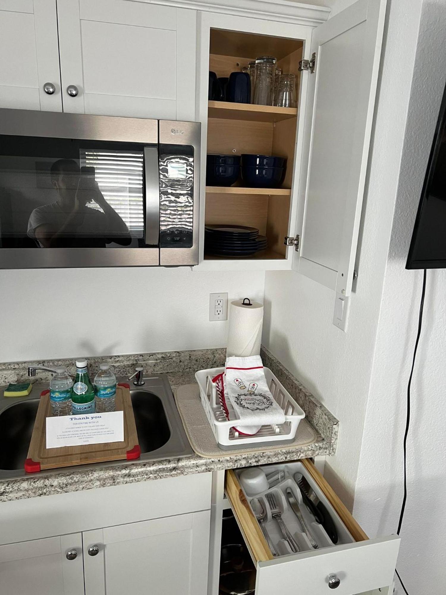 Cozy Private Studio W/Own Yard - 3Mi From Beach Seminole Eksteriør billede